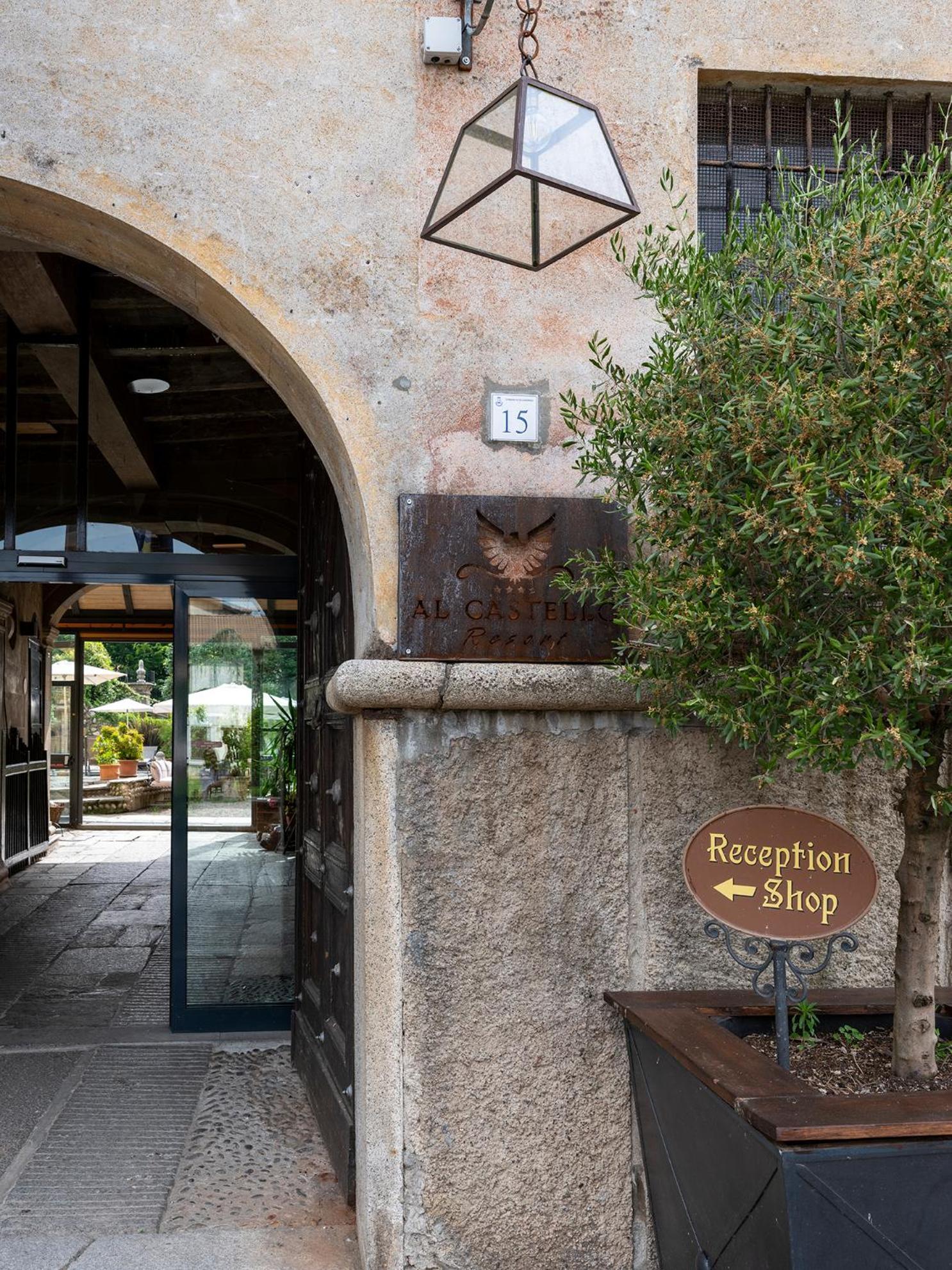 Al Castello Resort Sillavengo Exterior photo