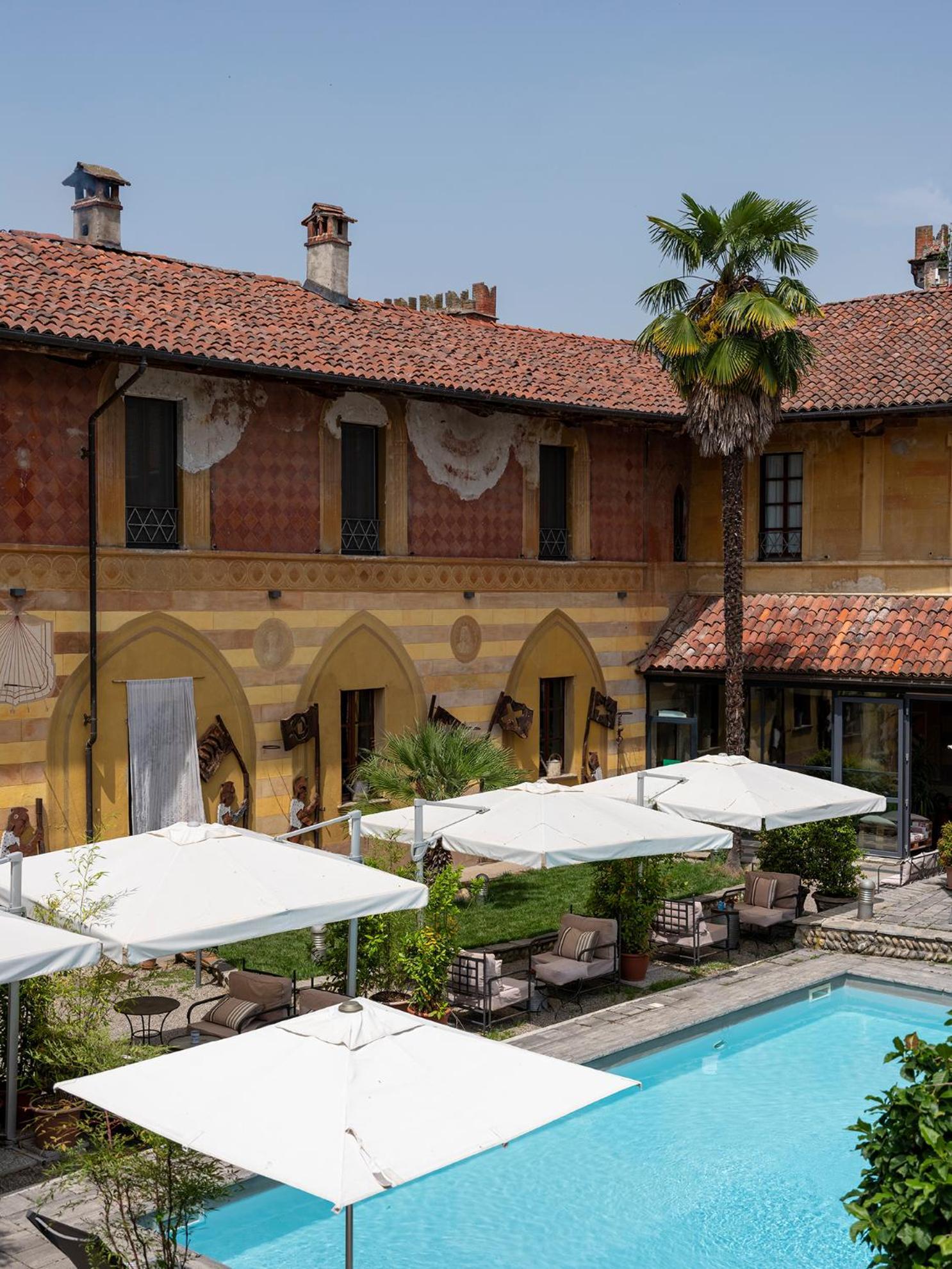 Al Castello Resort Sillavengo Exterior photo