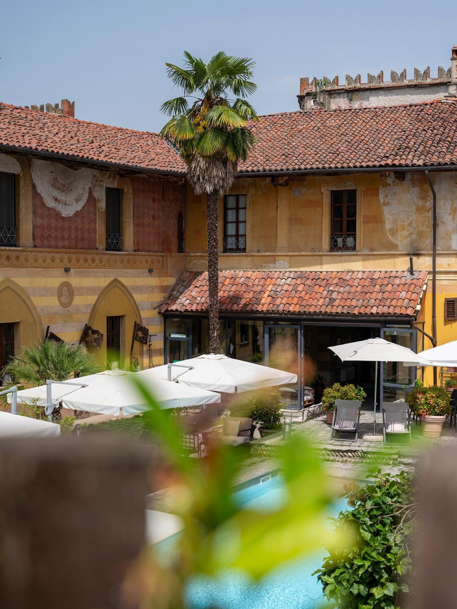 Al Castello Resort Sillavengo Exterior photo